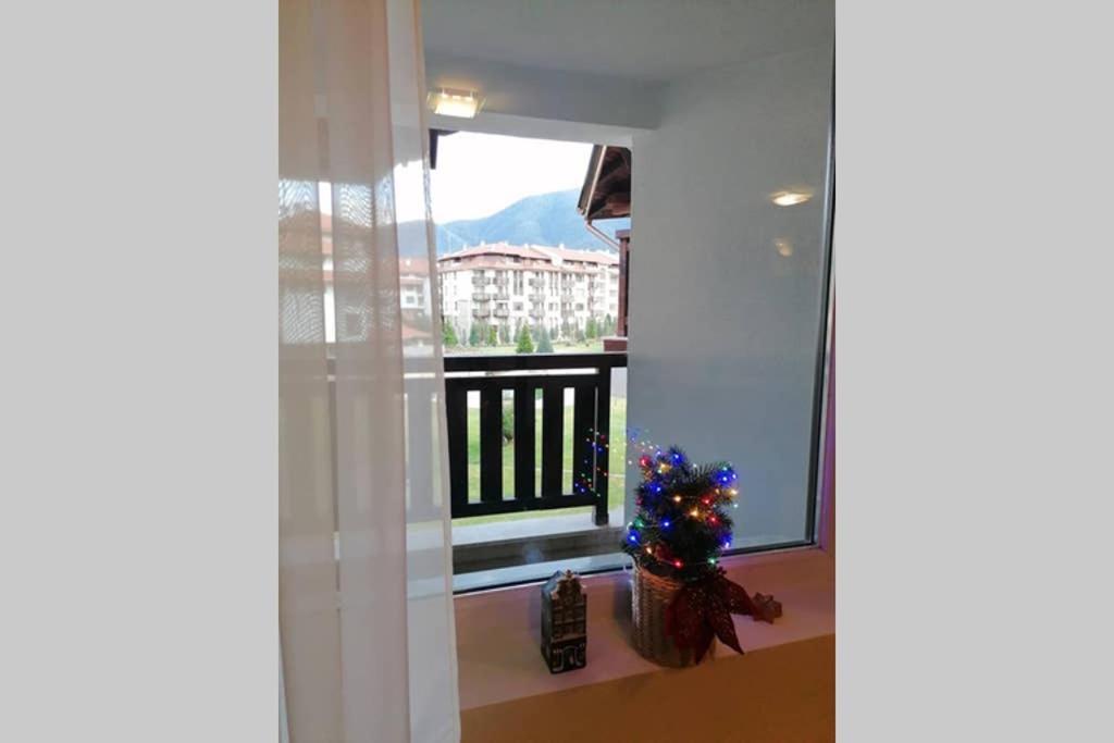 Sunny Studio Apartment - Few Steps From Gondola Банско Екстериор снимка